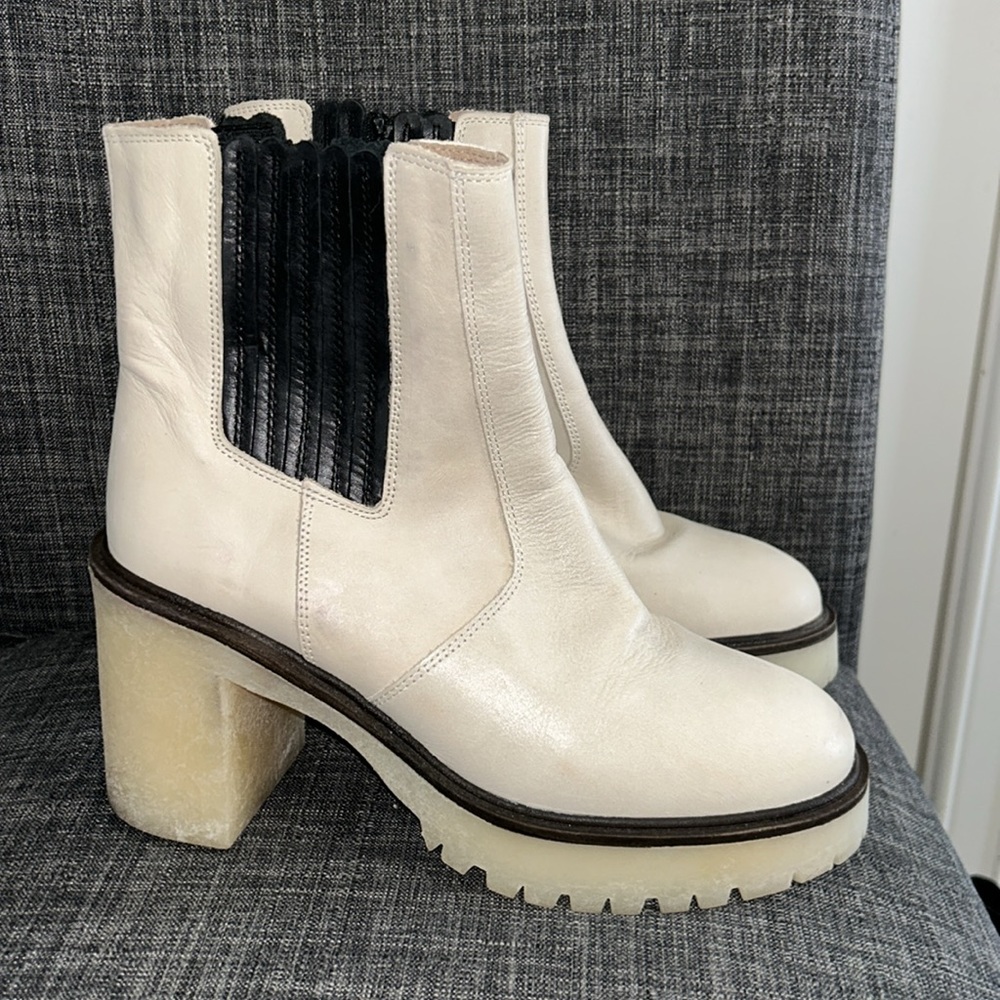 NWOB Free People James Leather Chelsea Ankle Boot Size 38.5 - Picture 2 of 6